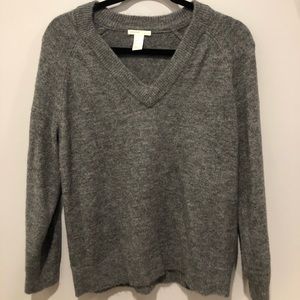 V neck sweater from H&M